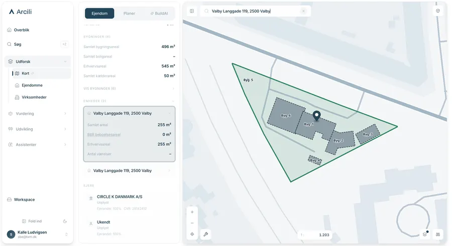 Arcili Map — a plot selected with property data in the side panel